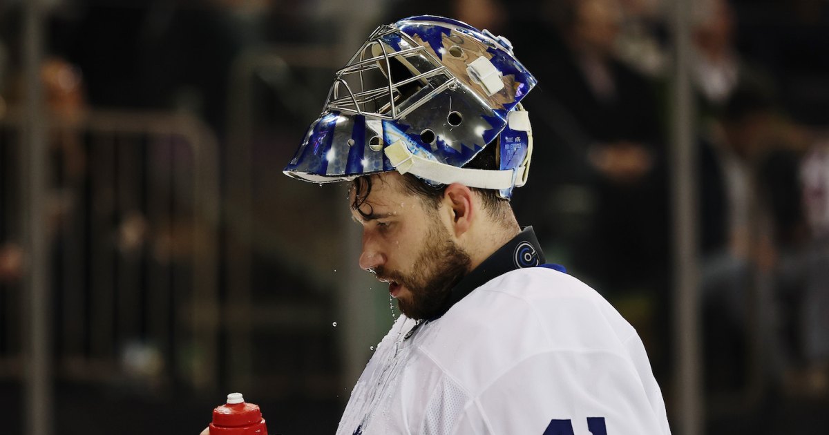 Toronto Maple Leafs Goalie Vomits on Bench, Leaves Arena in Ambulance