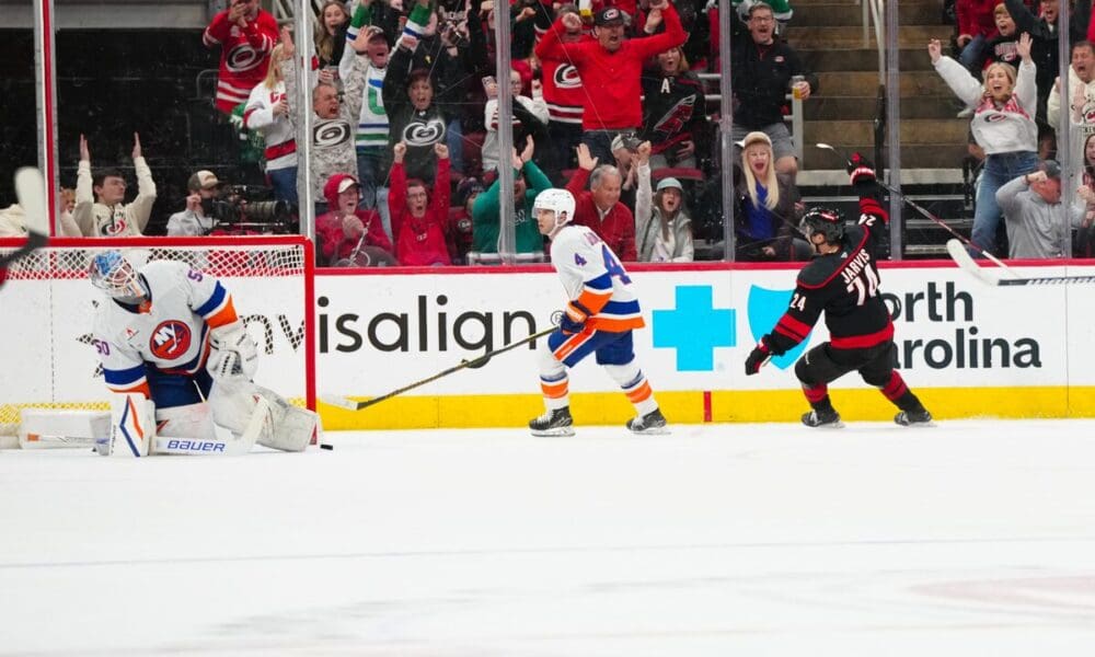 Drawing Dead: Isles Lose Fifth Straight, Playoff Odds Plummet