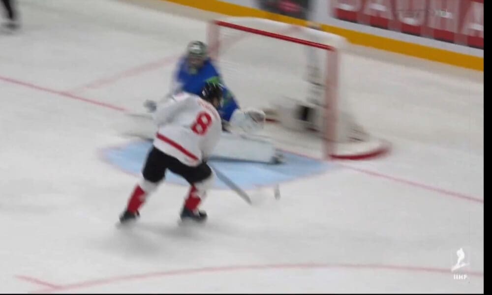 WATCH: Horvat, Dobson Strike for Three Goals in Worlds' Opener