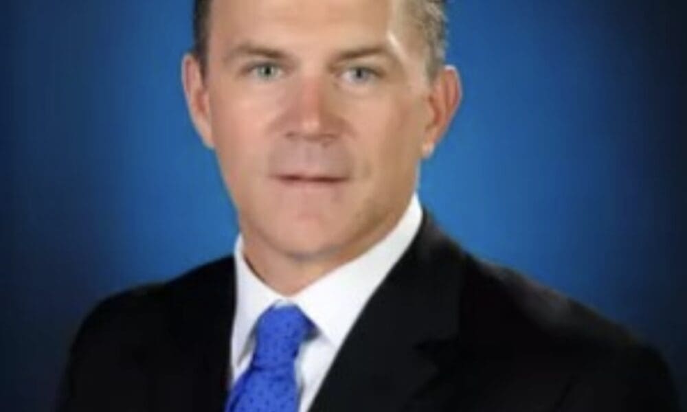 Isles Notebook: Darche's First Potential Hire; Clutterbuck Talks Lou, Injuries