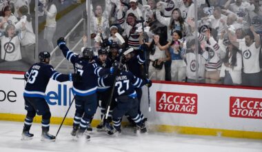 Jets complete comeback with double-OT win over Blues in Game 7