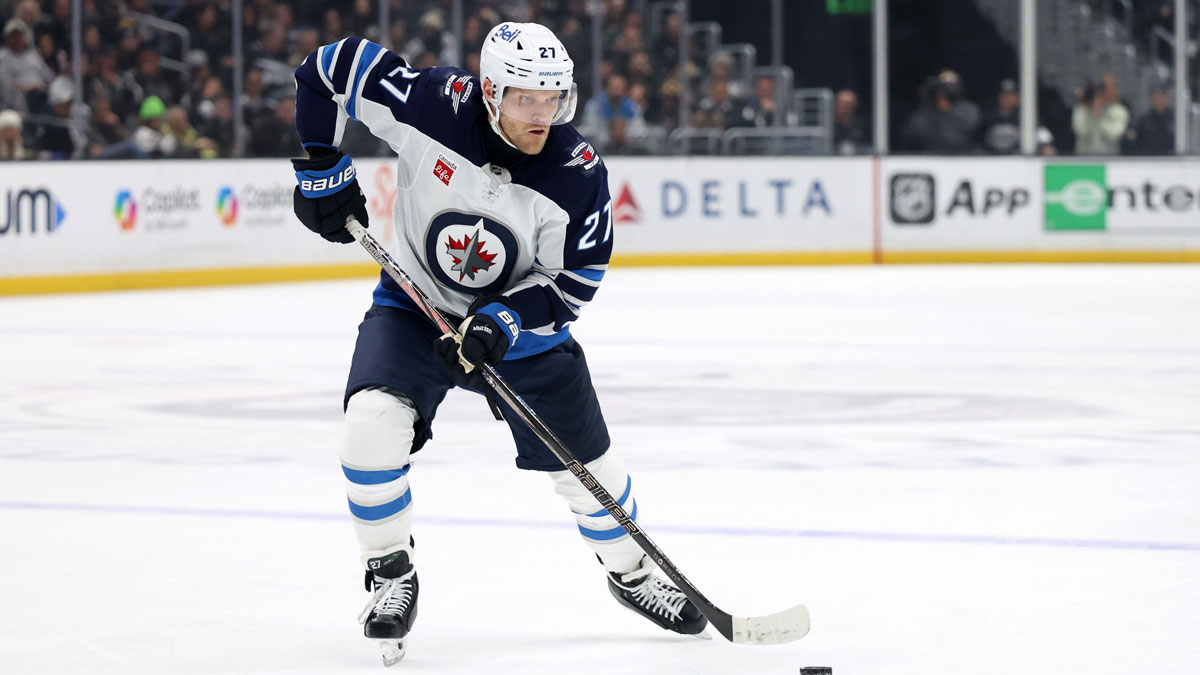 Winnipeg Jets left wing Nikolaj Ehlers (27) skates with the puck during the third period against the Los Angeles Kings at Crypto.com Arena.