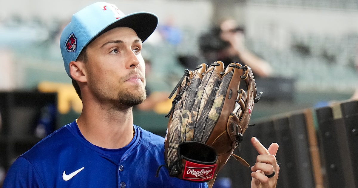 How Evan Carter’s back might’ve saved the Rangers OF from a more severe quad injury