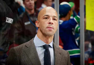 Canucks coaching search narrows to finalists Manny Malhotra and Adam Foote
