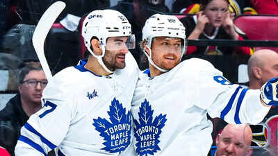 Maple Leafs faces playoff exit after losing three straight to Panthers