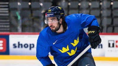 Mika Zibanejad bleeds for Sweden: Rangers star stunned after brutal no-call hit