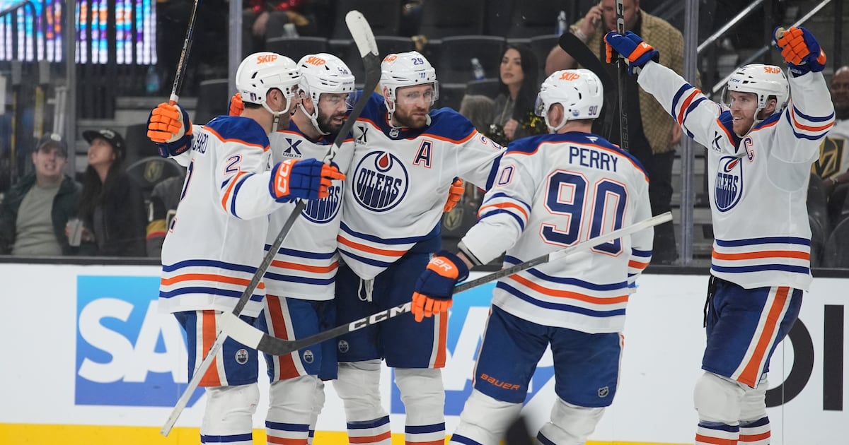 Oilers rally for NHL-record fifth straight time to beat Golden Knights 4-2 in Game 1