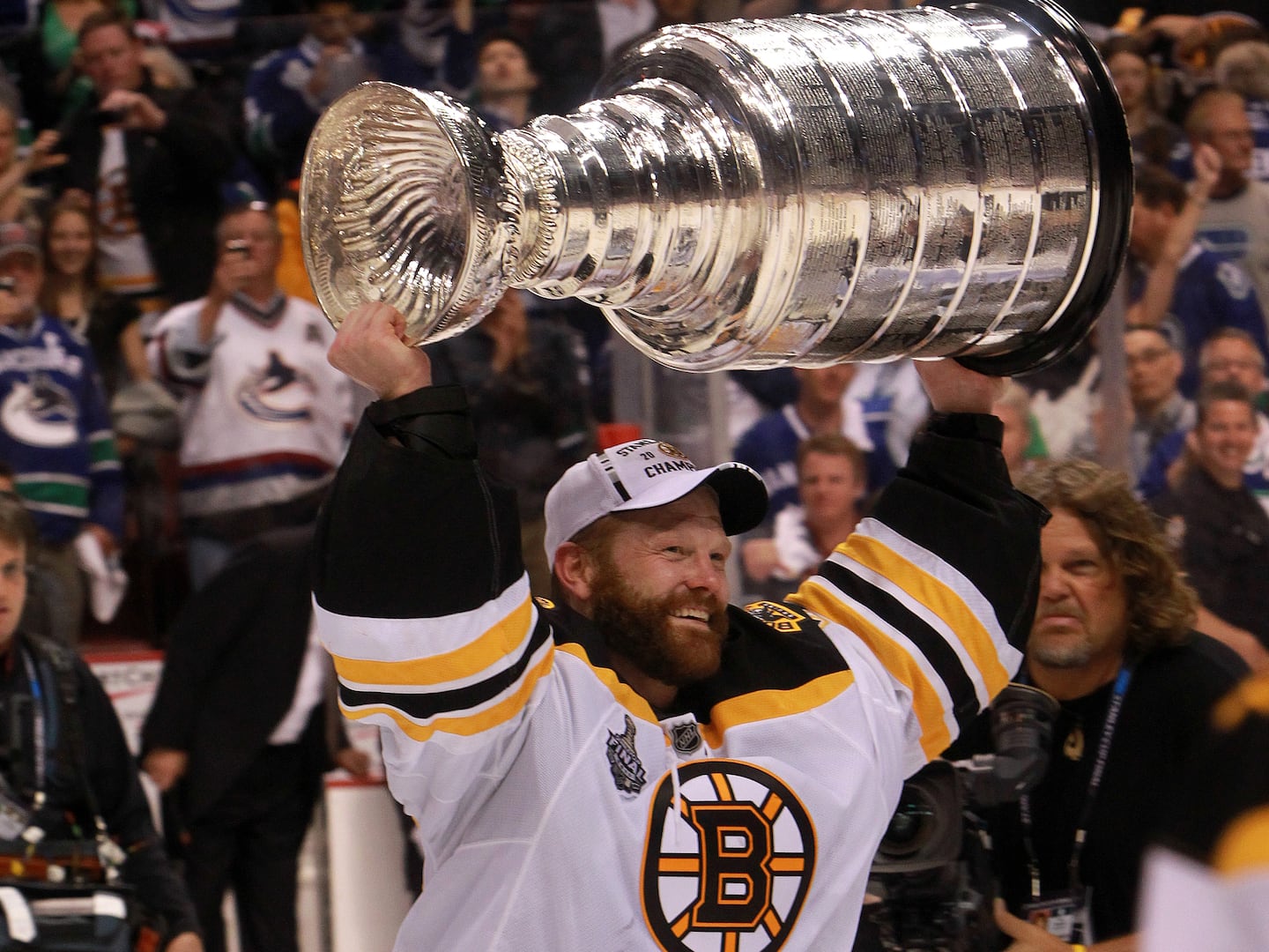 Bruins goalie Tim Thomas shut out the Canucks in Game 7 of the 2011 Stanley Cup Final.