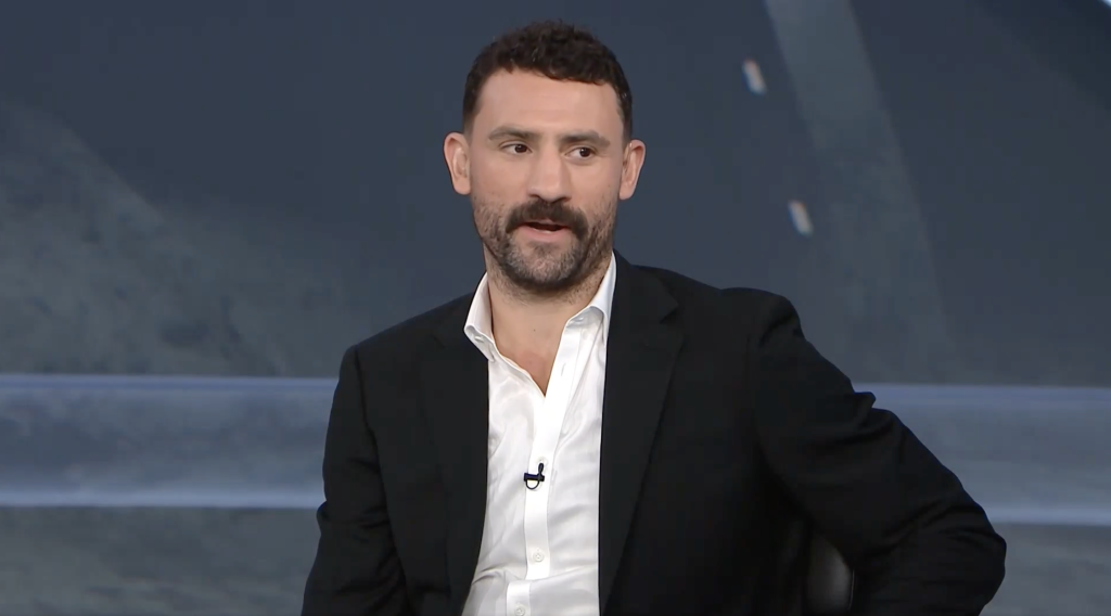 Paul Bissonnette roasts Barstool colleague on TNT NHL broadcast