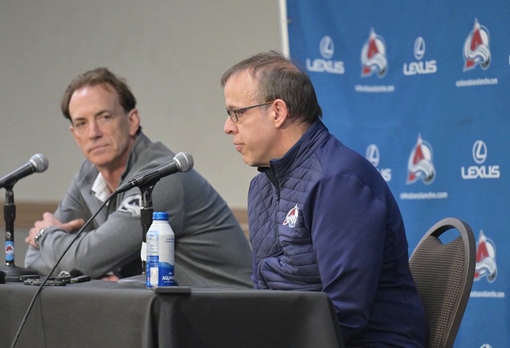 Joe Sakic, Chris MacFarland back Jared Bednar