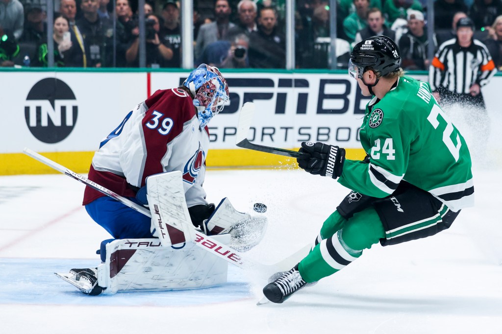 Mackenzie Blackwood just fine in playoff debut