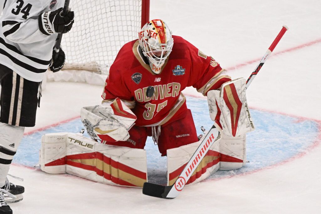 San Jose Sharks Sign Matt Davis To AHL Contract