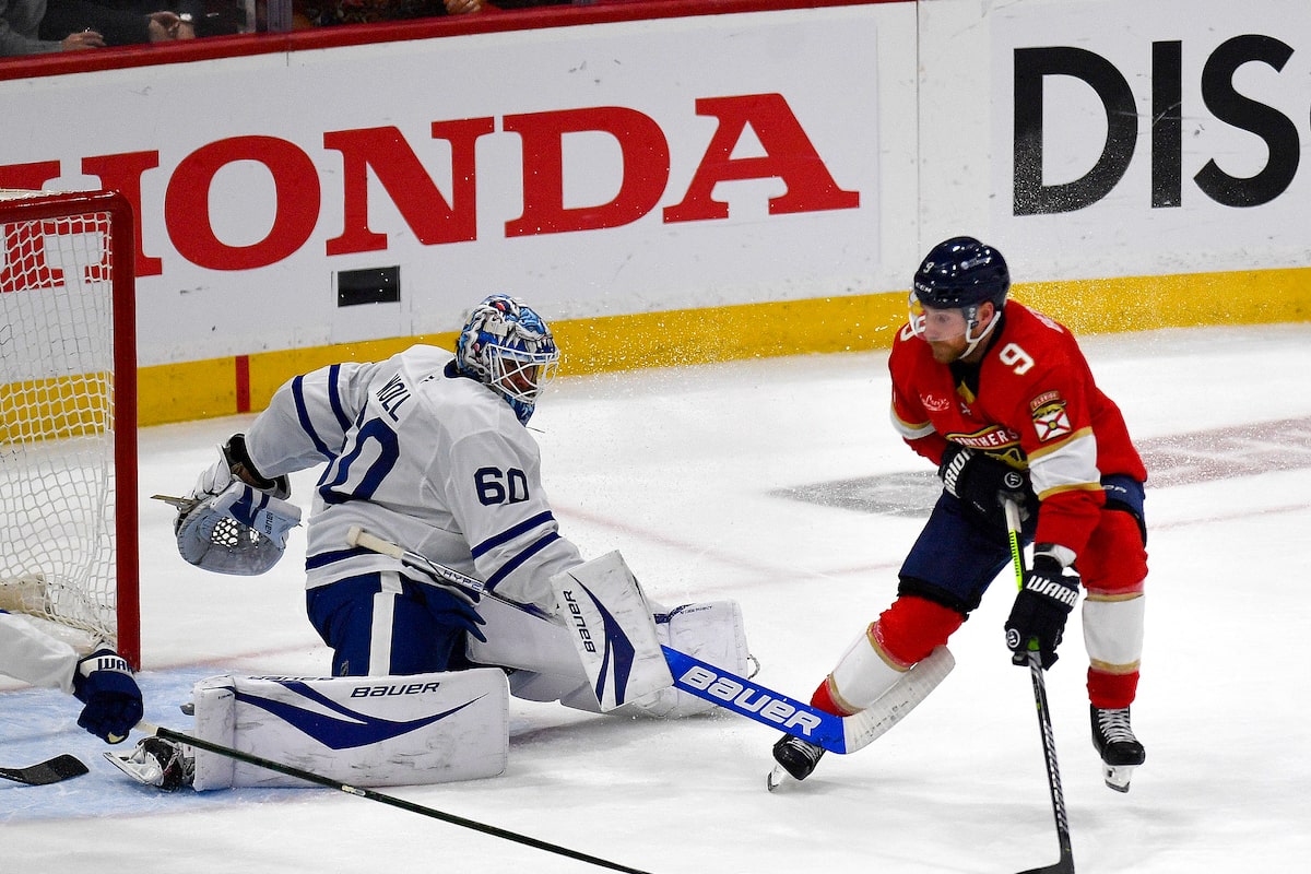 Woll shoulders responsibility of trying to lead Leafs out of playoff desert