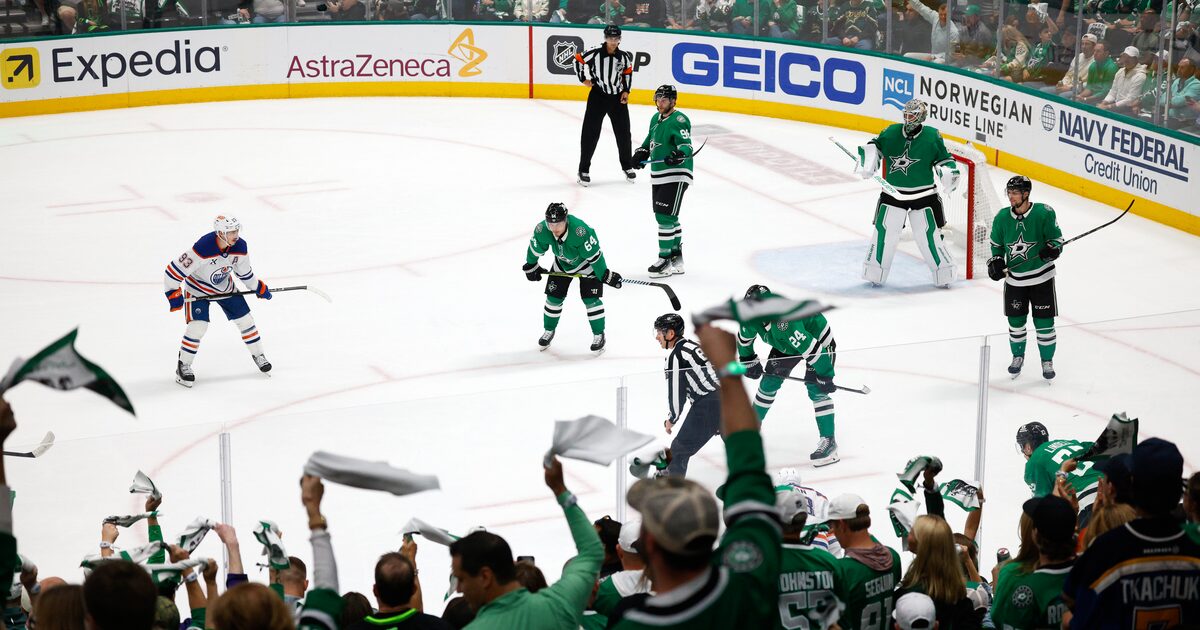 Dallas looks to bounce back in Game 3