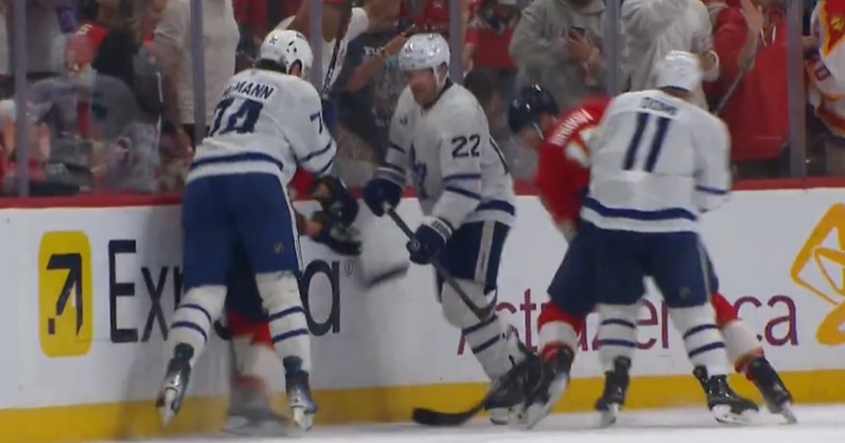 La LNH annonce sa sanction contre Max Domi pour son coup salaud sur Aleksander Barkov