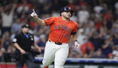 Houston catcher Yainer Diaz reacts after hitting the game-winning home run against Tampa Bay during the ninth inning on Friday night.