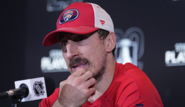 Leafs' fans, media 'beat the pressure' into the team