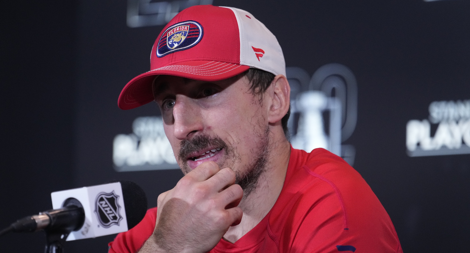 Leafs' fans, media 'beat the pressure' into the team