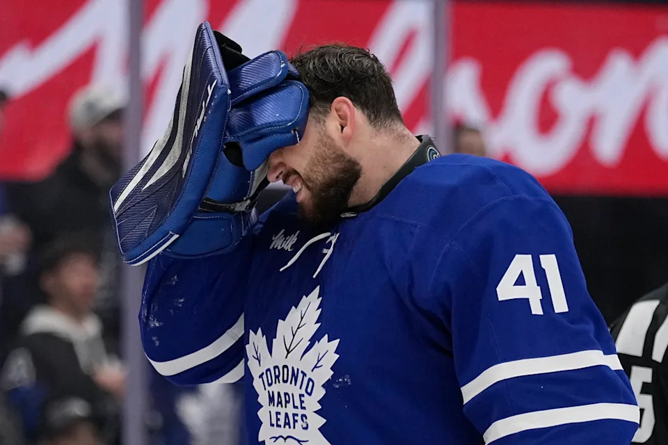 Toronto Maple Leafs goaltender Anthony Stolarz (41) reacts after suffering a head injury against the Florida Panthers.John E&period; Sokolowski-Imagn Images
