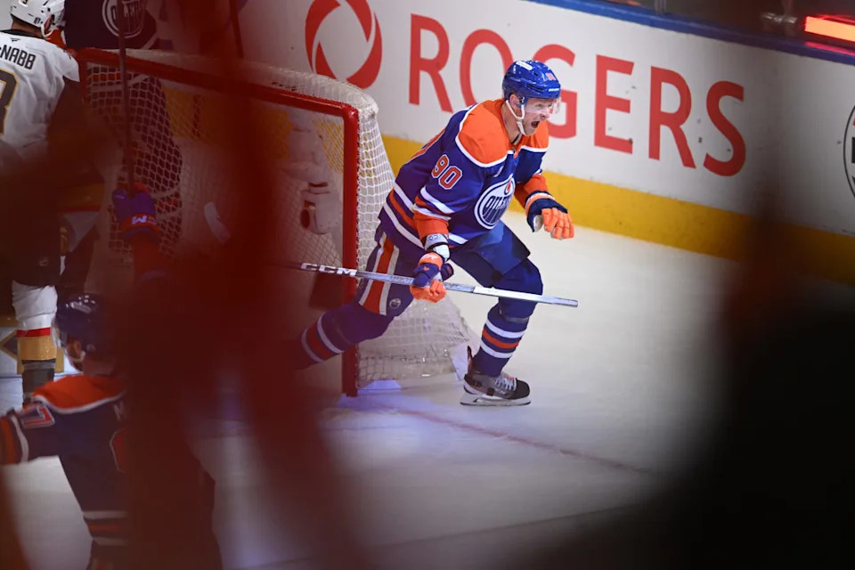 Edmonton Oilers right winger Corey Perry (90) celebrates a goal on Vegas Golden Knights goalie Adin Hill (33) at Rogers Place.Walter Tychnowicz-Imagn Images