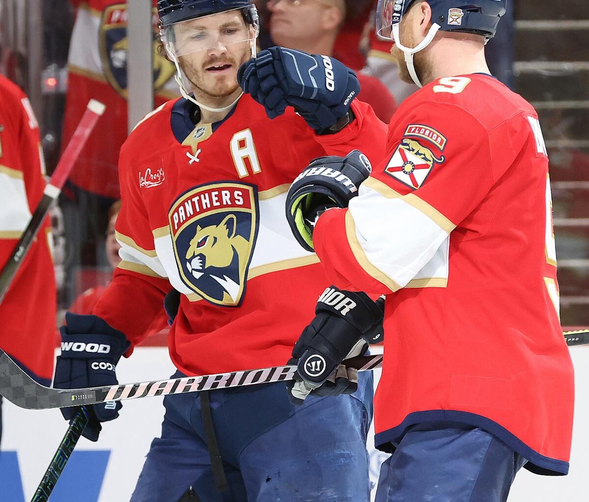 Florida Panthers shut out Toronto Maple Leafs, tie NHL playoff series at two apiece