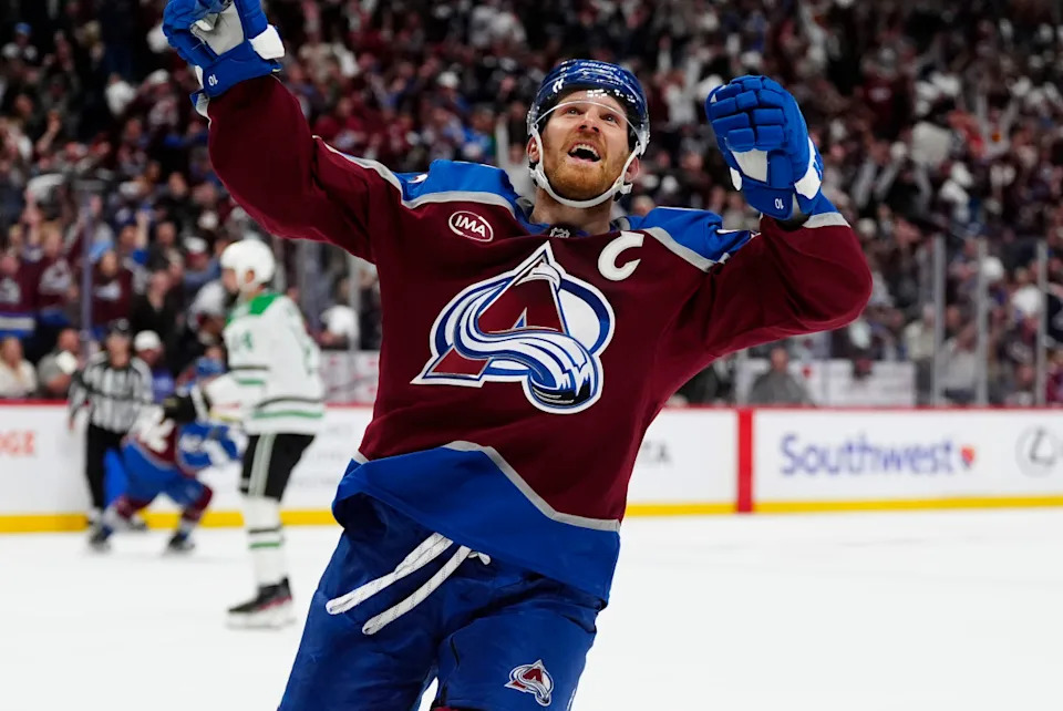 Colorado Avalanche left wing Gabriel Landeskog (92) celebrates his goal in the second period against the Dallas Stars at Ball Arena.Ron Chenoy-Imagn Images