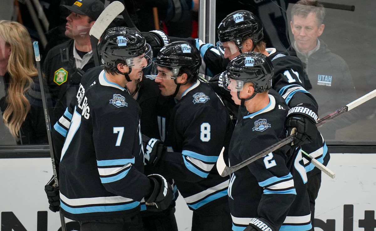 What players could the Utah Mammoth offer sheet?