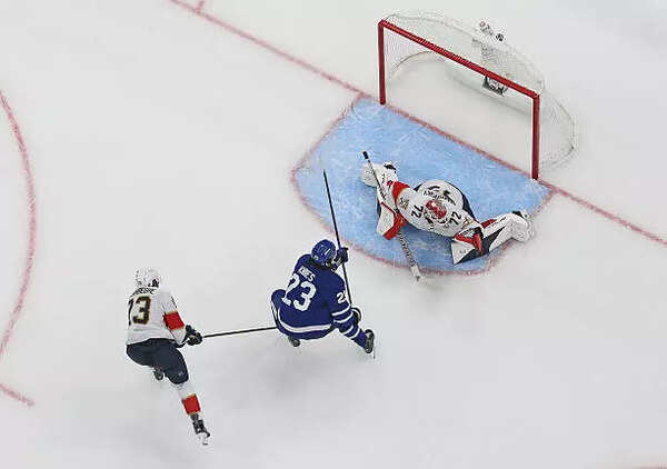 Toronto Maple Leafs scores winning goal against the Florida Panthers during the third period in Game One of the 2025 Stanley Cup Playoffs
