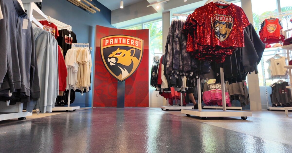 Panthers fans get 'swagged out' ahead of Stanley Cup finals