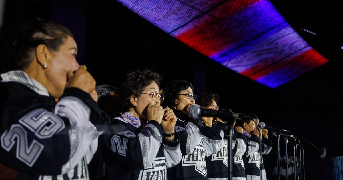 How the harmonica queens from K-town took over the NHL
