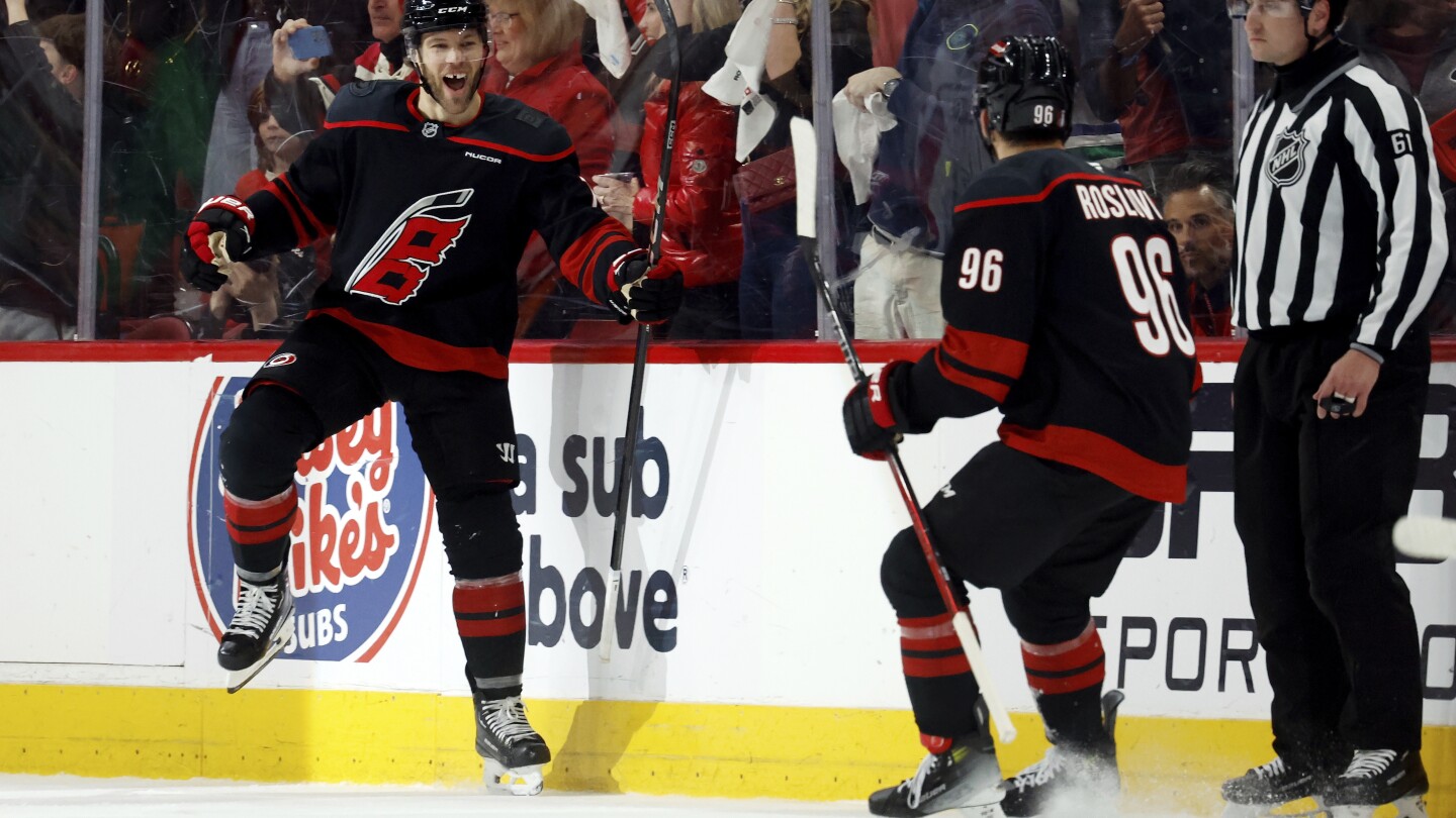 Walker, Svechnikov score late as Hurricanes push Capitals to brink of elimination in 5-2 win