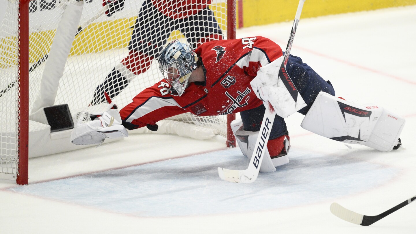 Logan Thompson's superb goaltending puts the Capitals up 2-0 on the Canadiens in the series