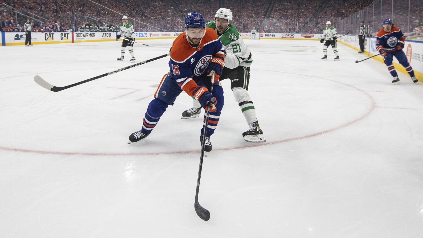 Oilers' Zach Hyman leaves Game 4 after hit from Stars' Mason Marchment