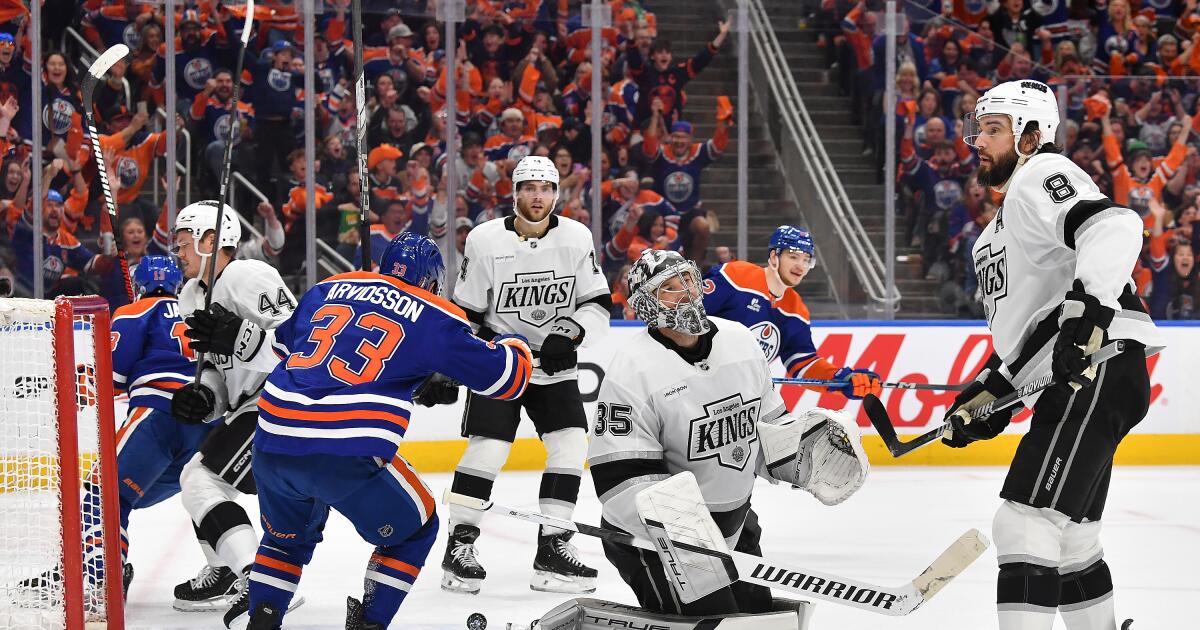 Why can't the Kings beat the Oilers? A familiar pattern emerges