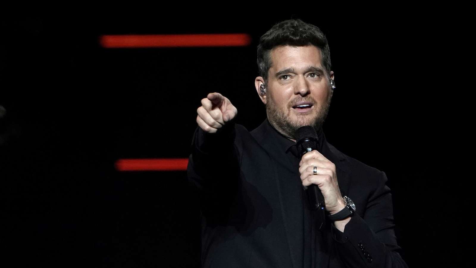 Panthers sign Canadian singer Michael Buble — for a cancer fund-raising cause