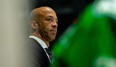 Travis Green knows 'it's not a race' for Manny Malhotra to run an NHL bench