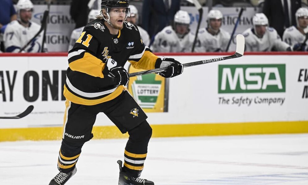 With No 'Guarantees,' Ponomarev Leaving Penguins for KHL