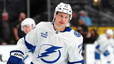 Yanni Gourde signs long-term contract with the Tampa Bay Lightning