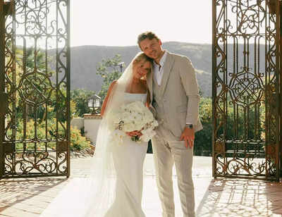 Who is Sam Reinhart’s wife Jessica Reinhart and how did she capture the Florida Panthers' star player's heart?