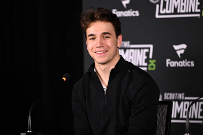 Chicago Blackhawks trying to steal No. 1 pick in Michael Misa draft bombshell