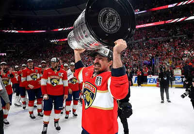 Brad Marchand ignites Maple Leafs buzz with cryptic “Sh*t dawg” comment ahead of NHL free agency