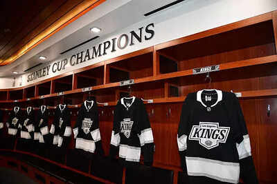 NHL trade news: Los Angeles Kings eye Flyers’ draft capital in spicy draft day talks, Mark Yannetti says “there is a fit there”