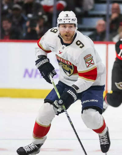 Sam Bennett describes his Fiancée's thoughts about his $64 million Florida Panthers deal