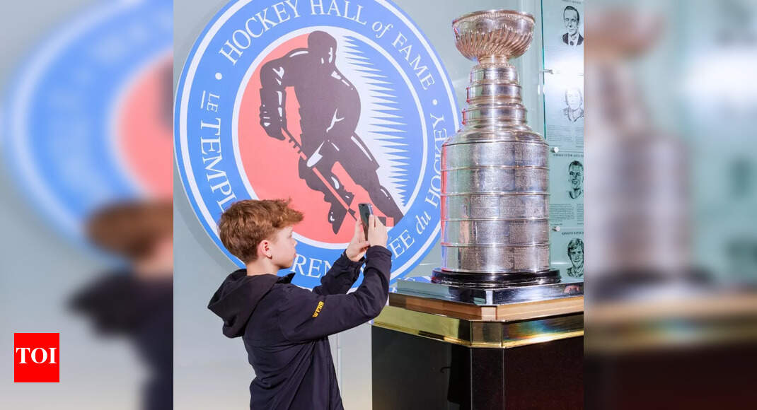 François Gagnon and Daryl Reaugh welcomed to Hockey Hall of Fame media wing, Reddit celebrates ‘Razor’ | NHL News