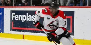 Bill Zonnon skating in the QMJHL