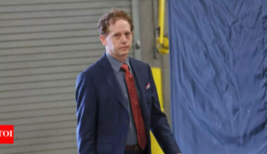 Carolina Hurricanes set to make major moves in 2025 NHL free agency | NHL News