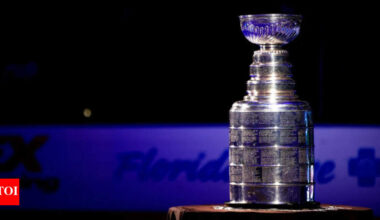 2025 Stanley Cup anthem drama: Oilers stick with tradition as Panthers face backlash over botched performance | NHL News