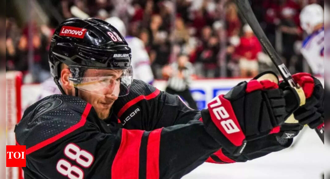 Martin Necas’ uncertain future sparks big questions for Hurricanes and Avalanche | NHL News