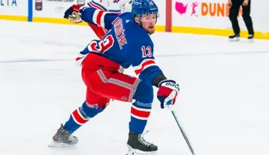 Western Conference team strongly pursuing New York Rangers star forward this offseason