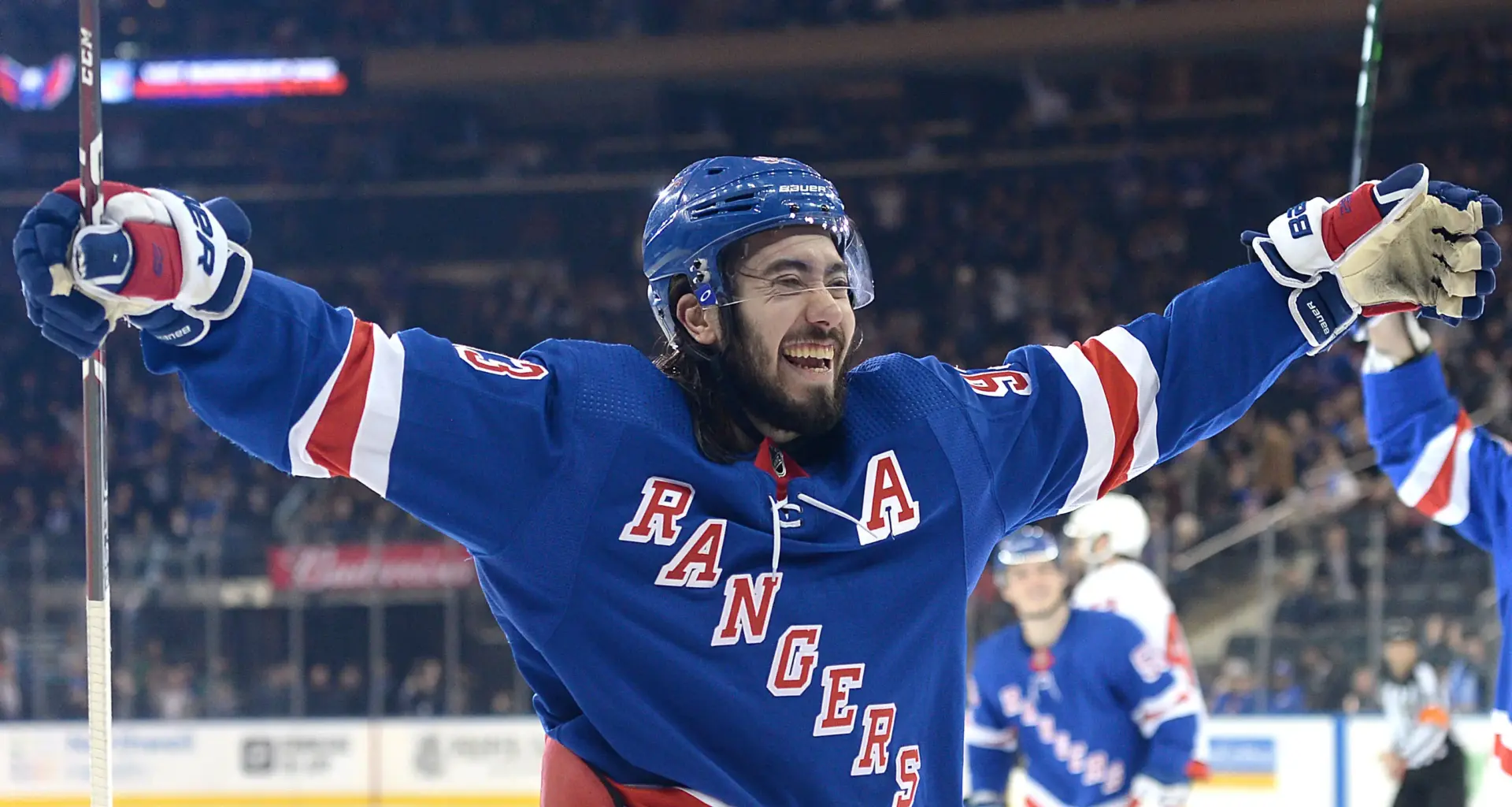Eastern Conference contenders reportedly looking to secure New York Rangers star forward